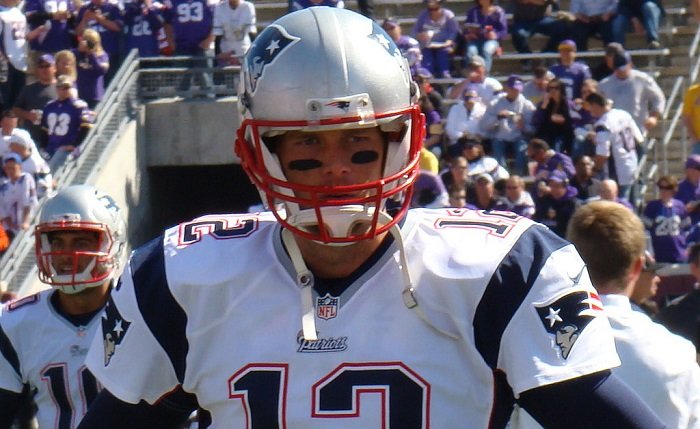Tom Brady es una de las principales figuras de la NFL (Wikipedia)