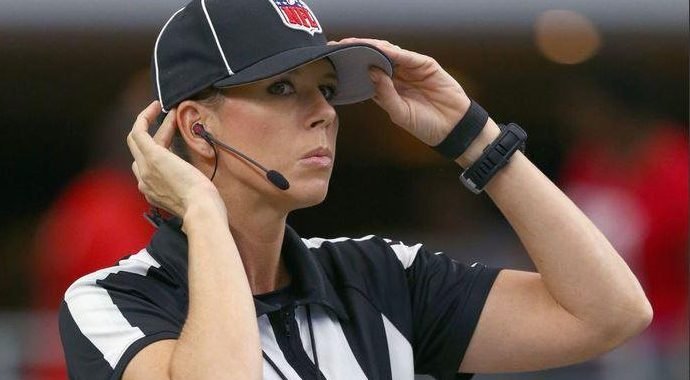 Sarah Thomas sigue rompiendo barreras para las mujeres en la NFL