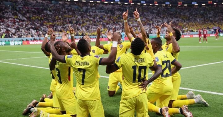 Ecuador consigue victoria histórica en la apertura de Qatar 2022