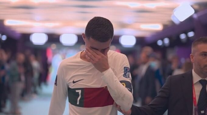 VIDEO: Las lágrimas de Cristiano Ronaldo tras la eliminación de Portugal
