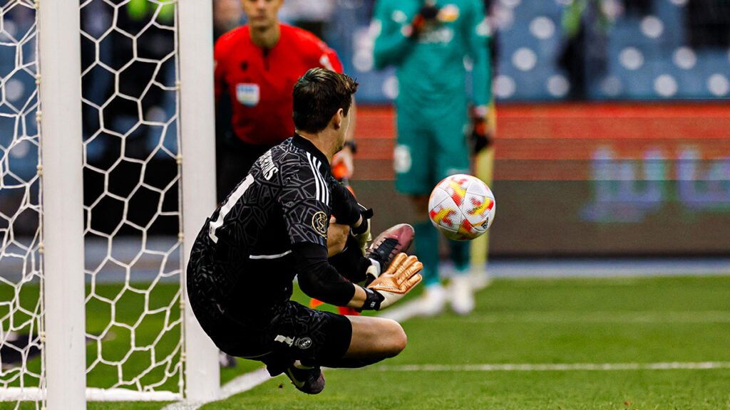 Thibaut Courtois Real Madrid Supercopa de España