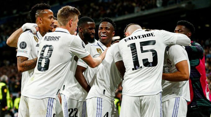 Real Madrid superó al Chelsea y encaminó su pase en la Champions League