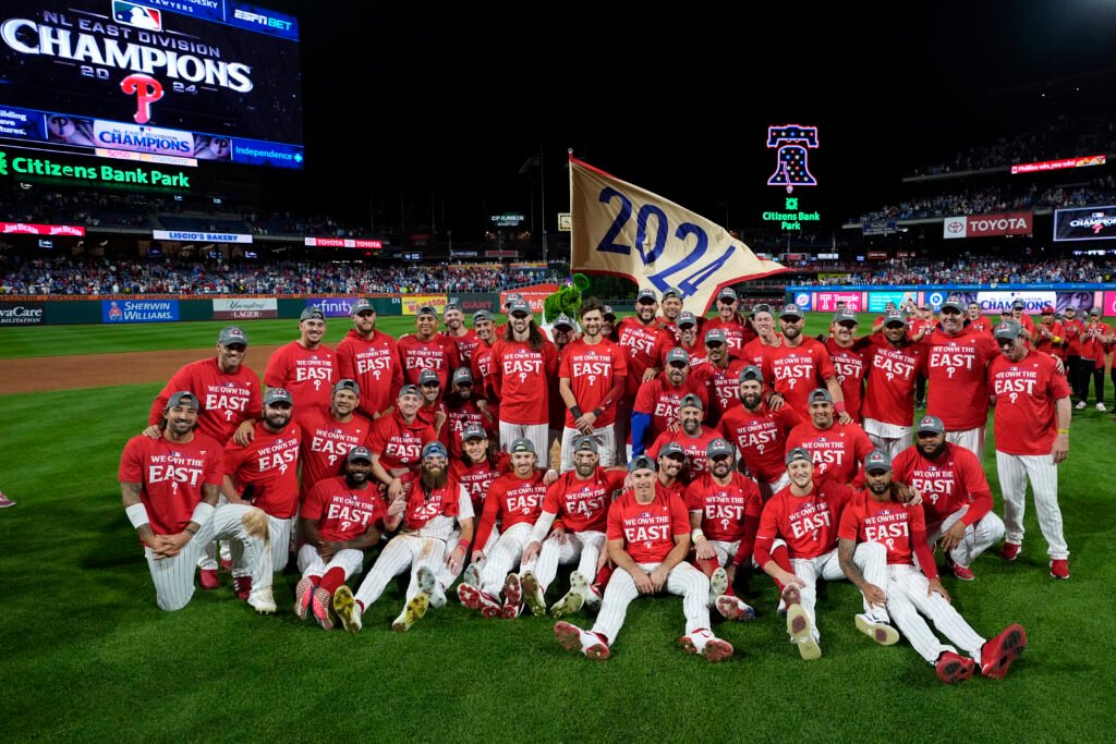 Los jugadores de los Phillies celebrando su título en el Este de la Liga Nacional.