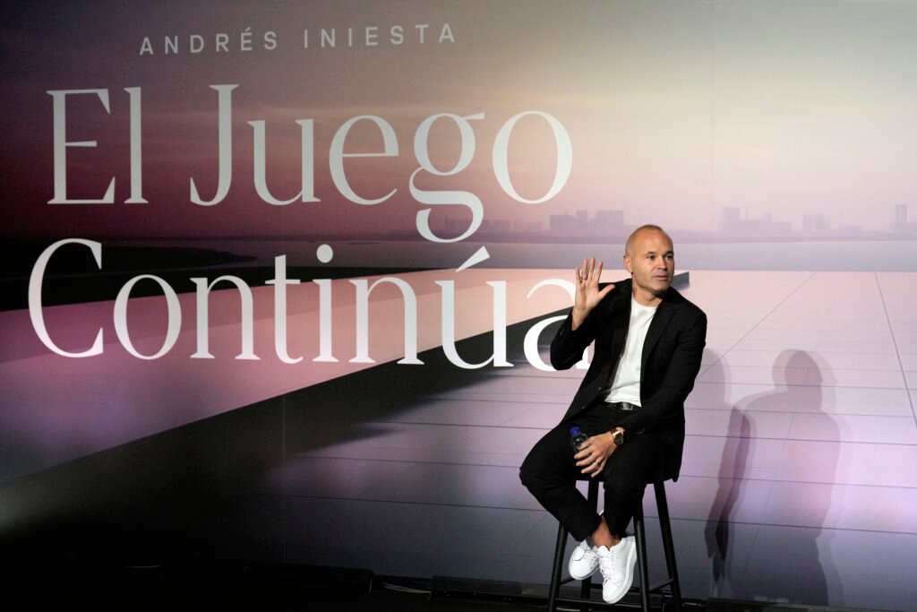 Andrés Iniesta durante su rueda de prensa en la que anunció su retiro del fútbol.