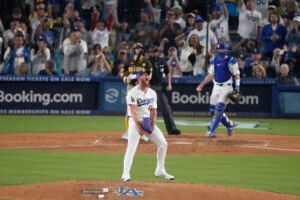 Los brazos de los Dodgers dominaron a la peligrosa ofensiva de los Padres.